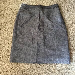 Grey pencil skirt, size 4